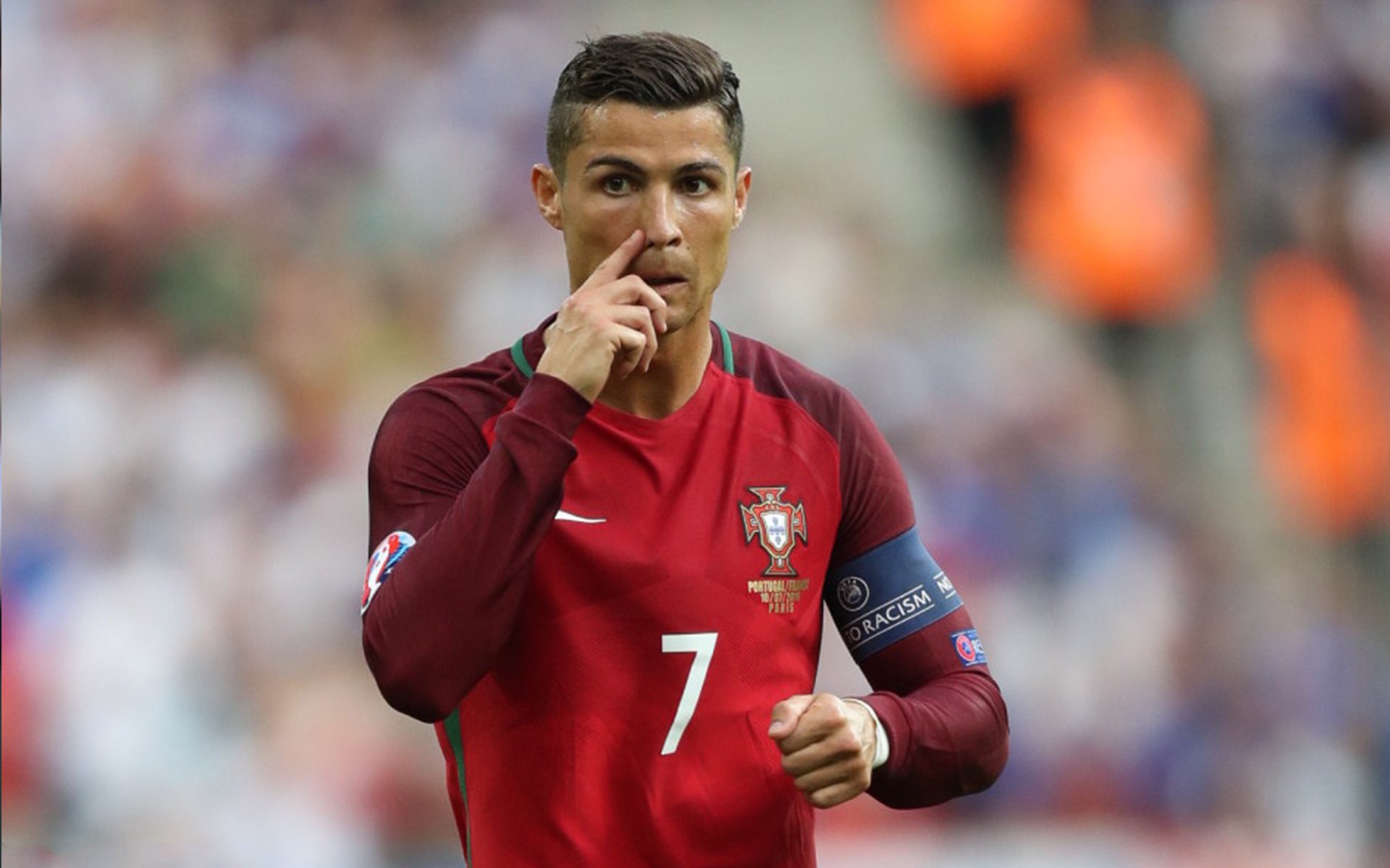 “徒步定向越野:东部新区赛场上演智慧与速度的竞逐”